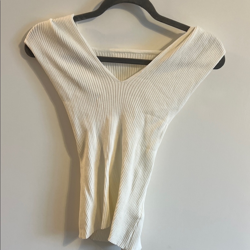 Commense Ivory Ribbed V-Neck Blouse